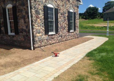 paver-install-contractor-cromwell
