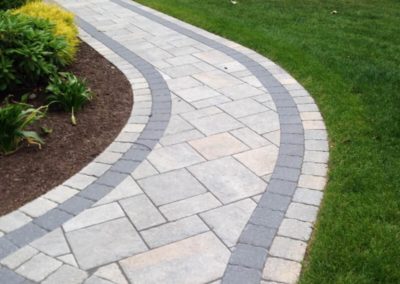 paver-walkway-in-cromwell