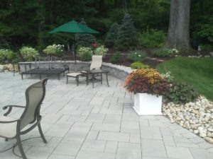 pool-landscaping-glastonbury
