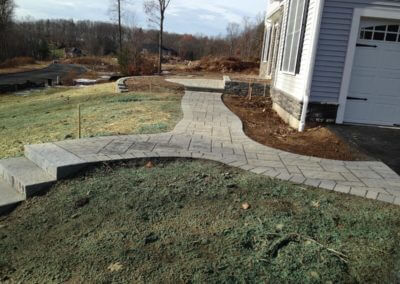 walkway-with-pavers-installation